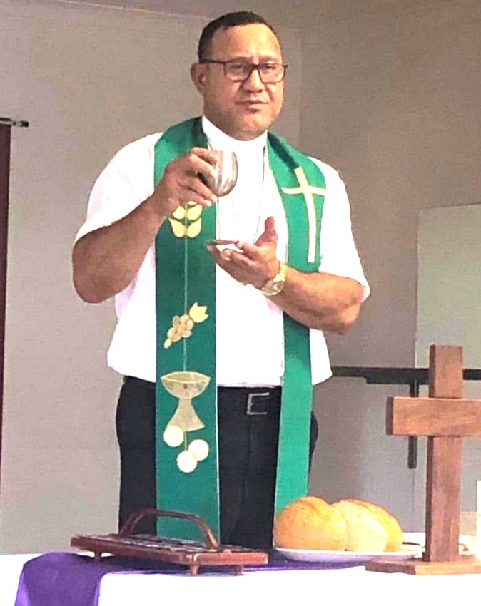 Reverend Lu Senituli
